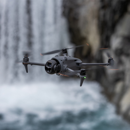Bundle DJI Mavic 4 pro Fly More Combo avec DJI RC 2