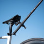 Pack DJI Osmo 360 pour vélo de route (vue arrière)