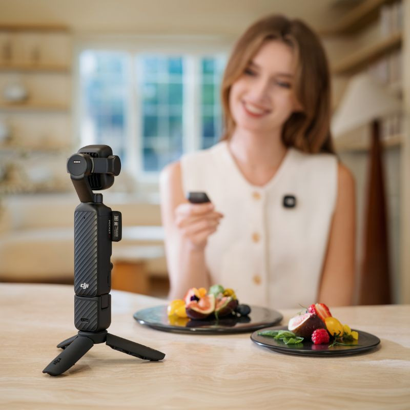 DJI Osmo Pocket 4P Vlog Combo | Caméra 4K stabilisée avec accessoires