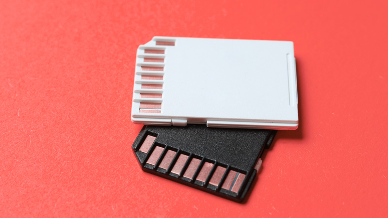 Carte SD et adapteur microSD vers carteSD
