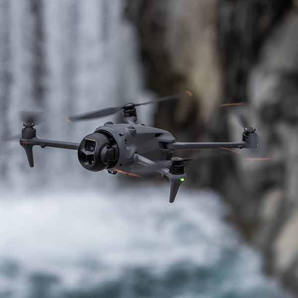 Détection et sécurité entre le DJI Mavic 4 Pro et le Mavic 3 Pro