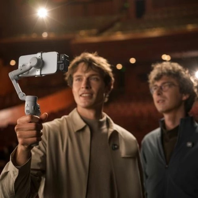 DJI Mic 3 avec un stabilisateur smartphone