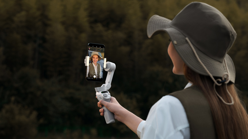 Selfie stabilisateur DJI Osmo Mobile SE