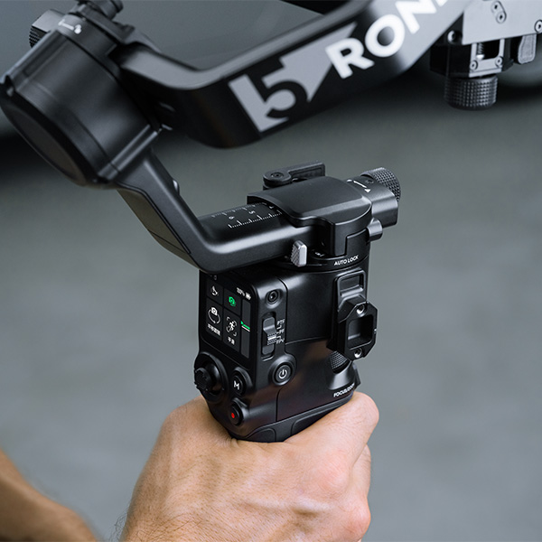 Les commandes du DJI RS 5