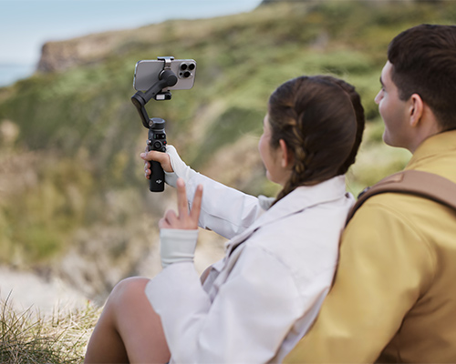 Stabilisateur smartphone DJI Osmo Mobile 7 Pro