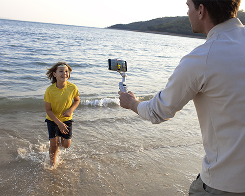 Stabilisateur smartphone DJI Osmo Mobile 7