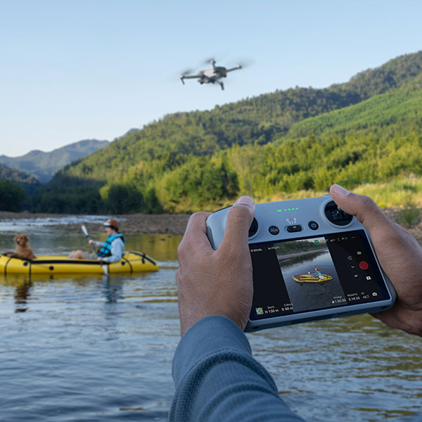 DJI Mini 3 et sa radiocommande DJI RC 2